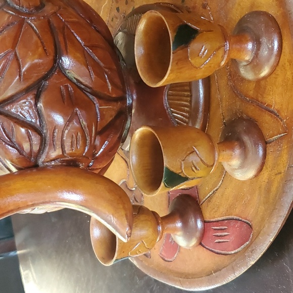 BEAUTIFUL WINE 🍷 DECANTER AND CUP SET - Picture 9 of 15